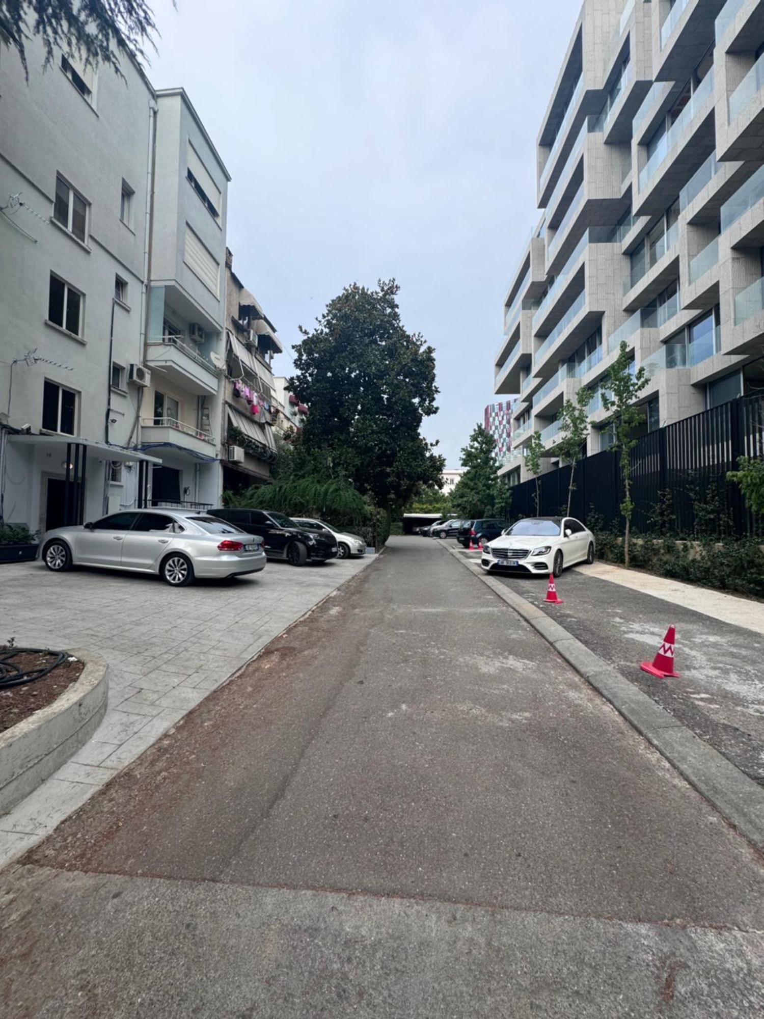 The Hidden Gem Of Blloku Apartment Tiranë Ngoại thất bức ảnh